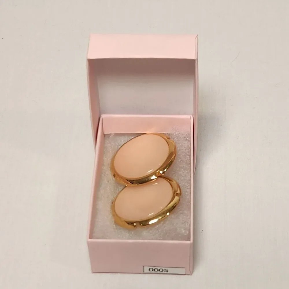Trifari Vintage Gold Tone Peach Oval Cabochon Button Post Earrings Notched Edge